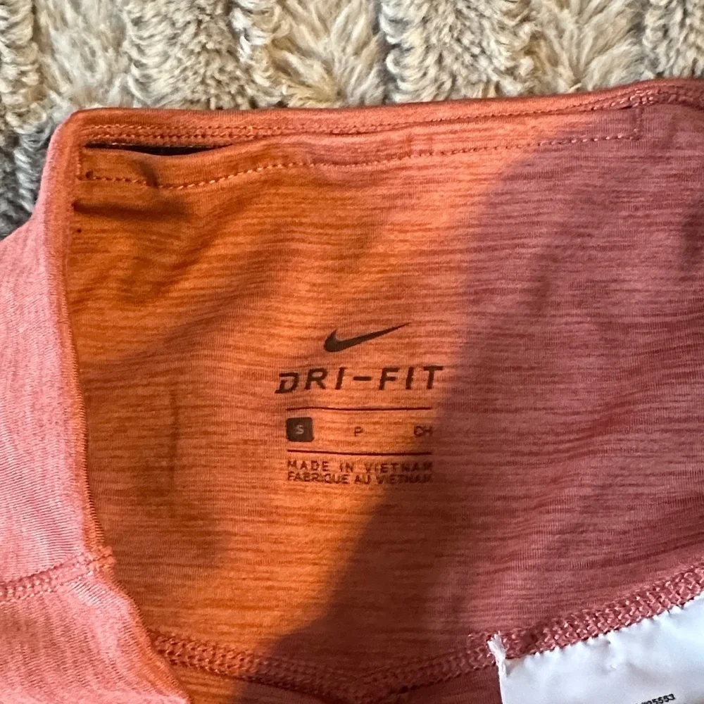 Women’s Nike leggings